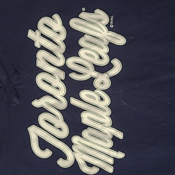 Toronto Maple Leafs Vneck - Picture 2 of 7